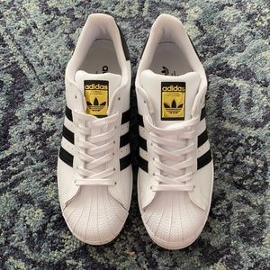 ADIDAS SUPERSTAR